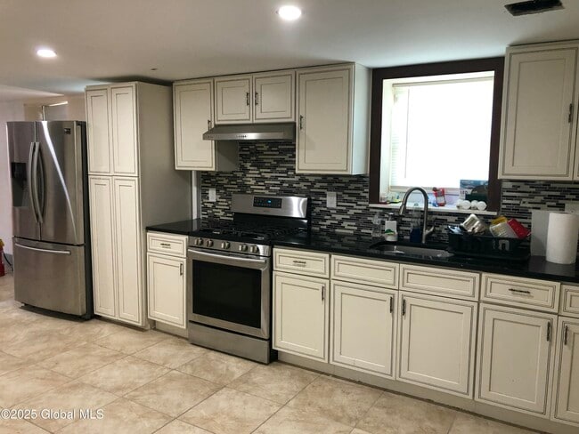 Photo - 2441 Avenue A