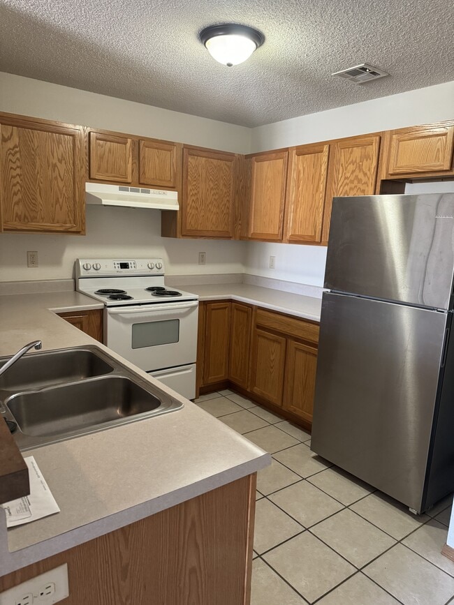 Photo - 333 S Tyler Rd
