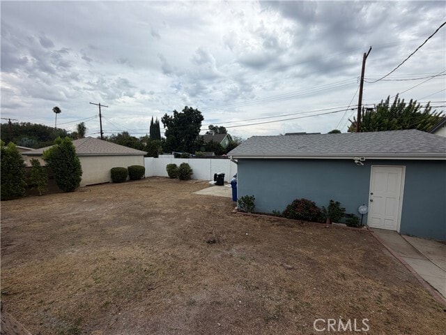 6934 Woodlake Ave
