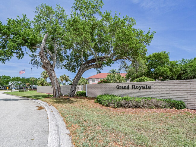 Building Photo - 235 Grand Royale Cir Unit # 104