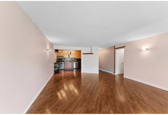 Photo - 5400 Carriageway Dr