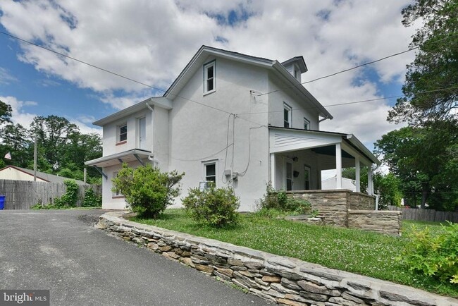 Photo - 422 Willow Grove Ave