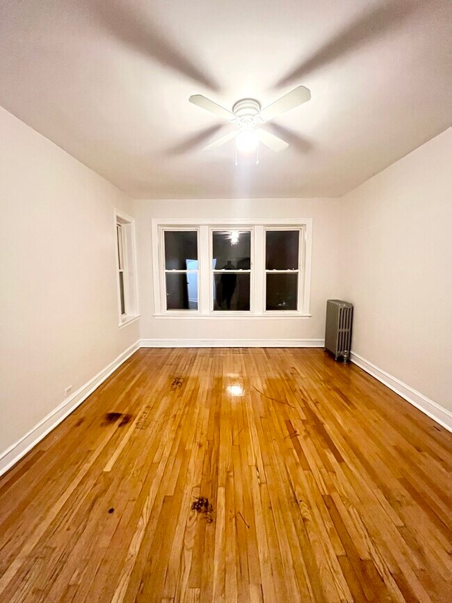 Photo - 4302 W Shakespeare Ave Unit 3