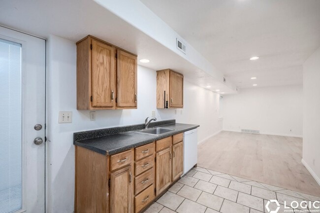 Photo - 5068 Murray Blvd Unit Downstairs