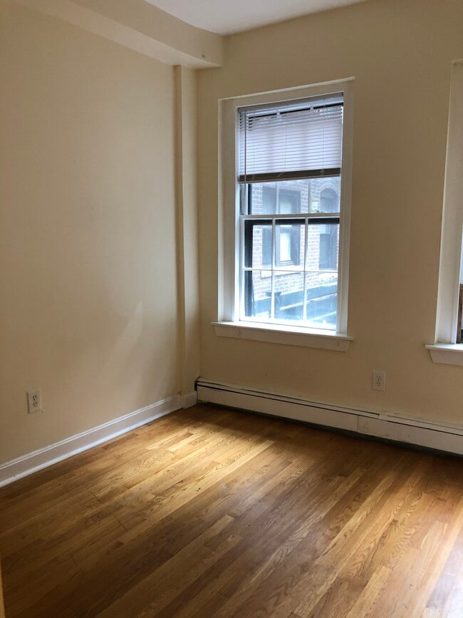 *Pictures are representative samples of the advertised unit. In some cases, the actual units you tou - 17 Phillips St Unit 1 Rental