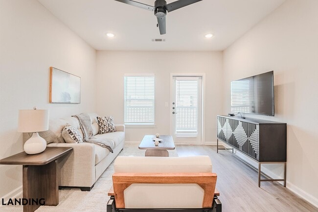 Photo - 1650 Harris Hill Rd Unit 05-5205