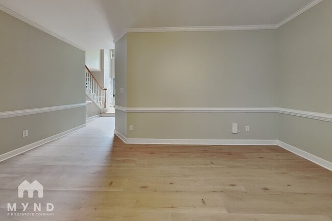 Photo - 302 Barthel Dr