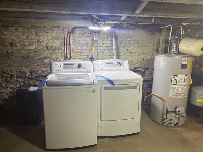 Photo - 3-4 Bedroom House Near Albemarle Park-York City SD