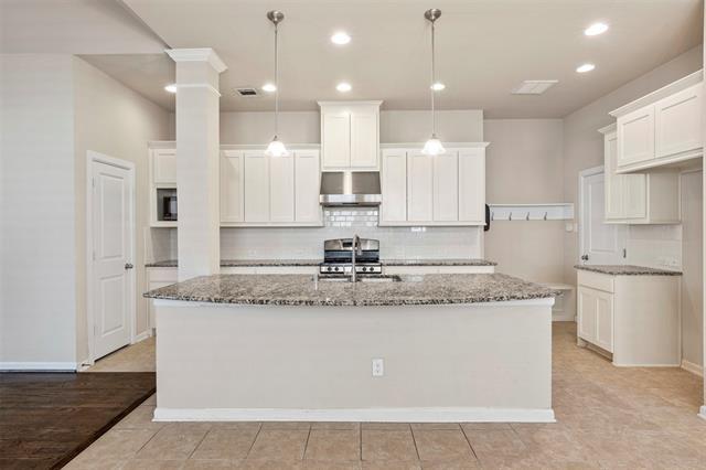 Photo - 1122 Alpine Dr