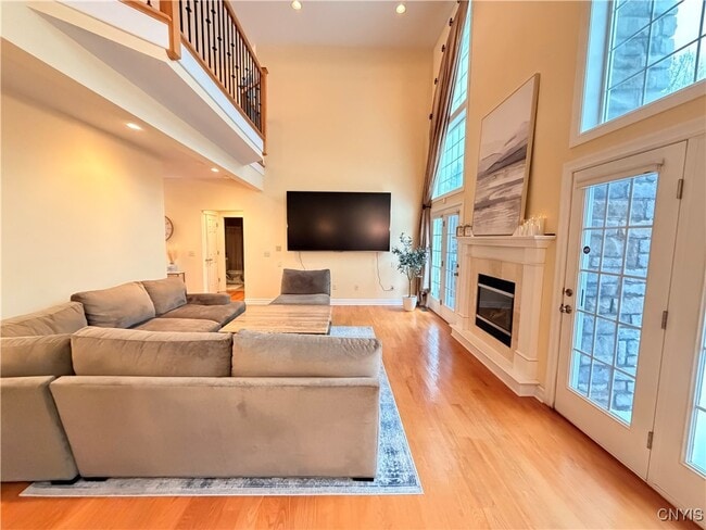 Photo - 6201 Applecross Rd