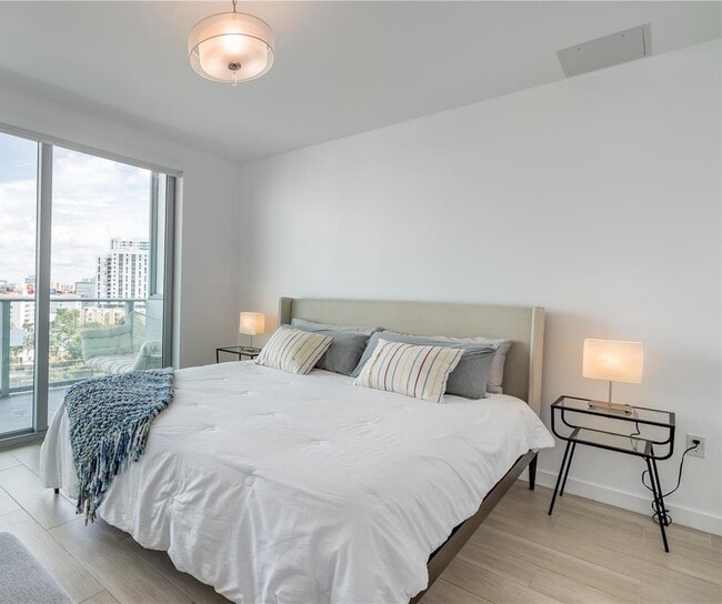 Photo - 1600 SW 1st Ave Unit 810