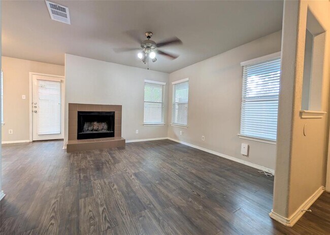 Photo - 8816 Schick Rd