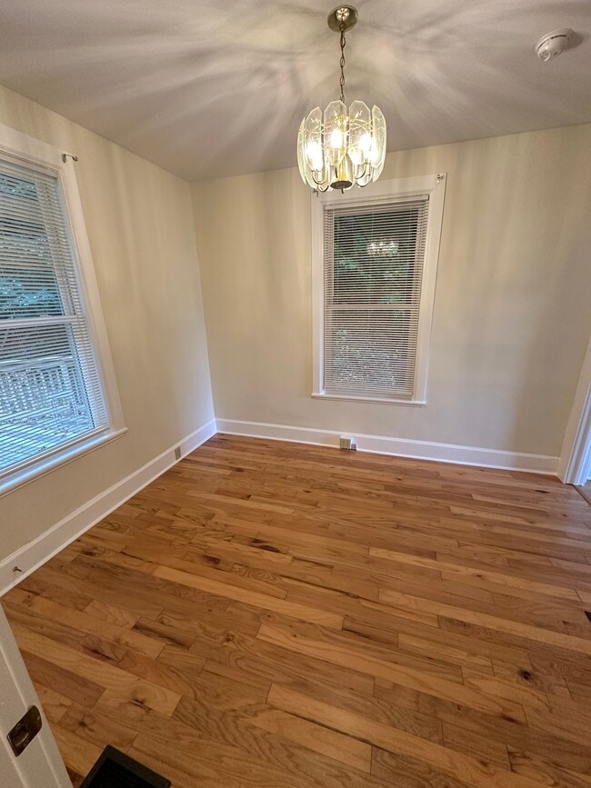 Photo - 605 E Shore Dr