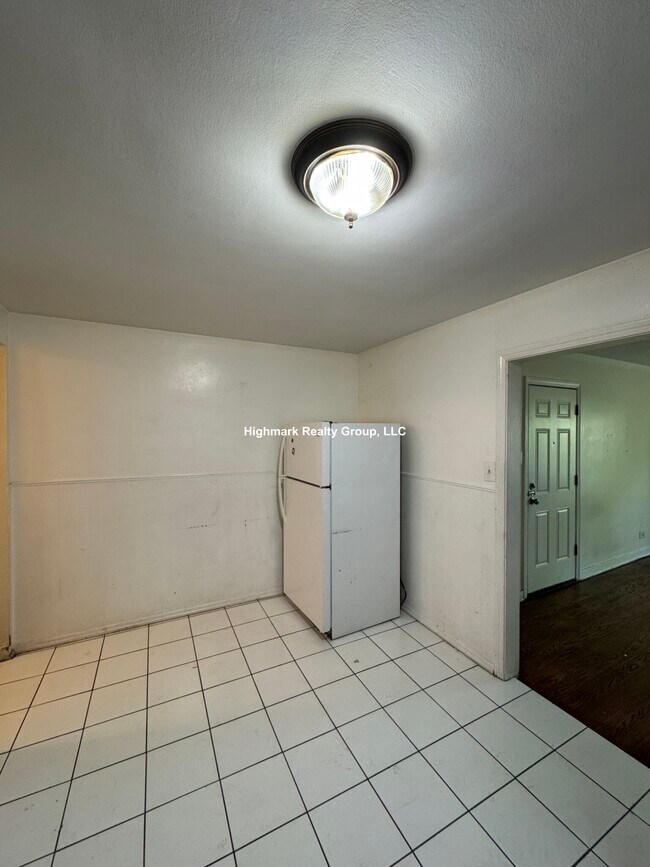 Photo - 8242 Kilpatrick Ave Unit 1B