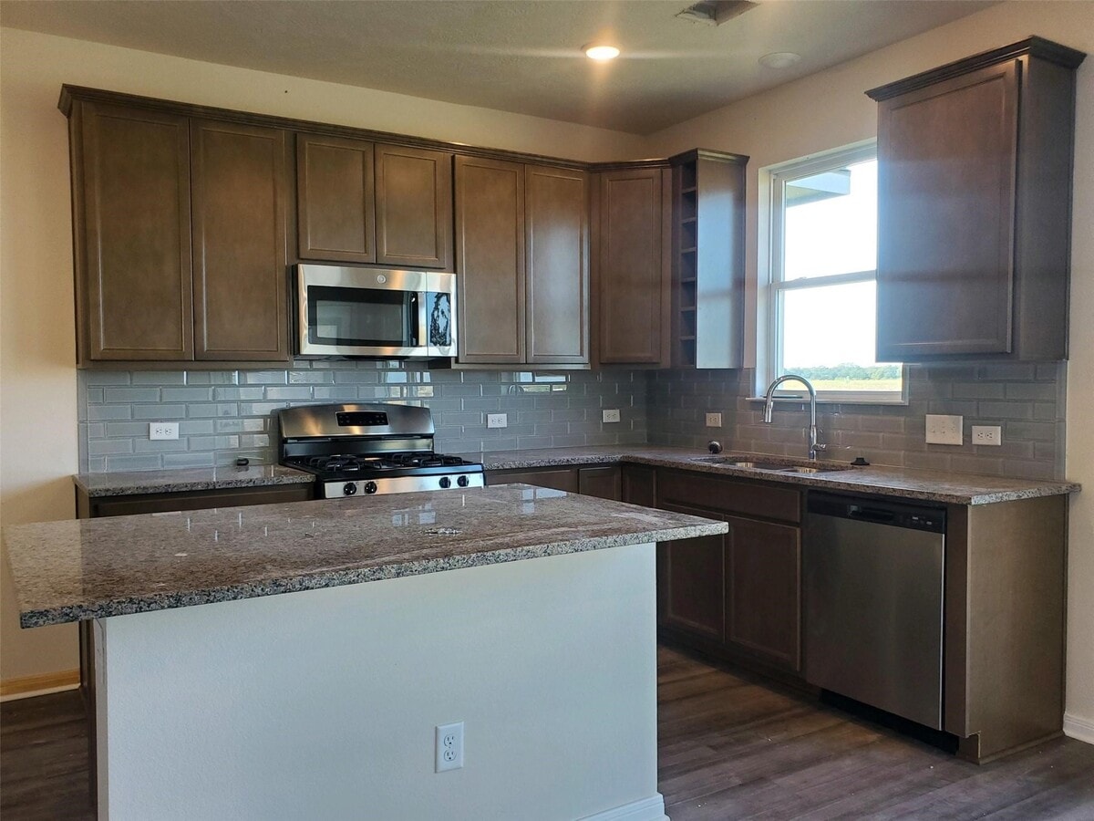 Photo - 2054 Muscadine Trail