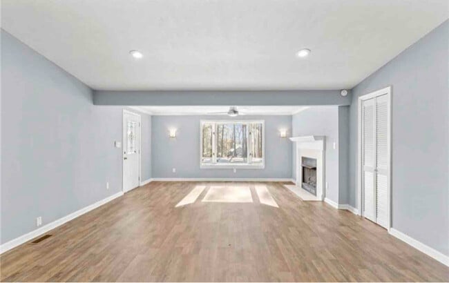 Photo - 8424 King Rd