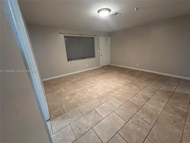 Photo - 5940 NW 20th St Unit 44