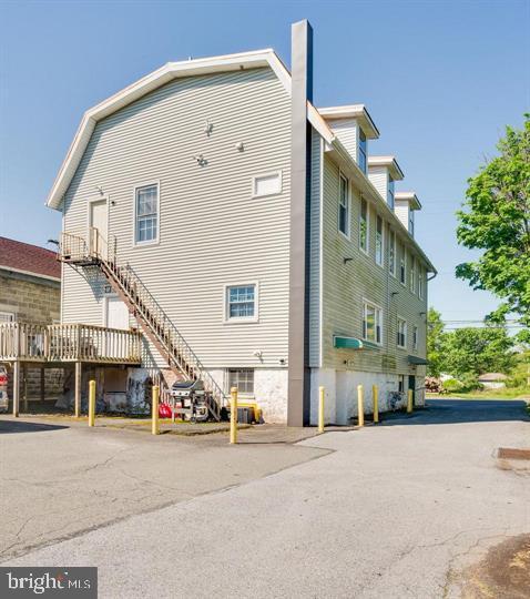 Photo - 26 Willow St Unit 1