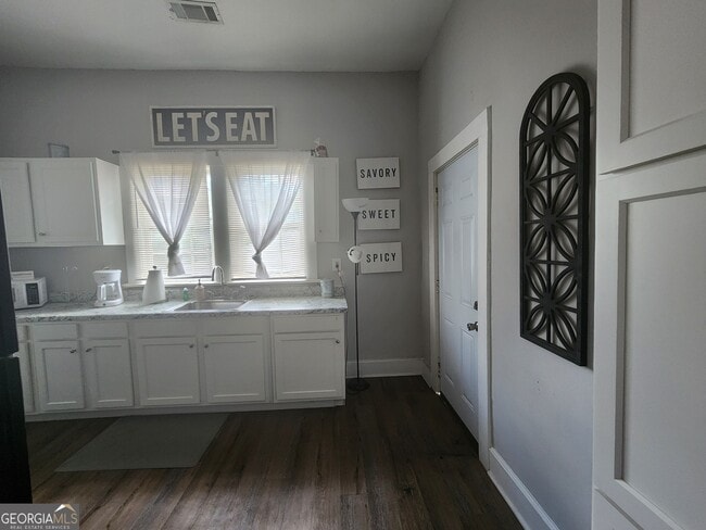 Photo - 917 Oakview Ave Unit 2