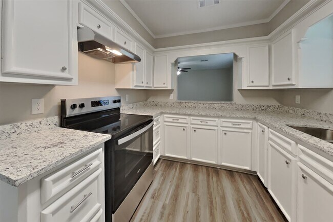 Photo - 1514 Chestnut Ln