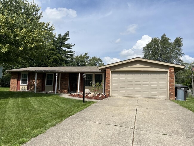Building Photo - 6103 Glenview Dr Rental