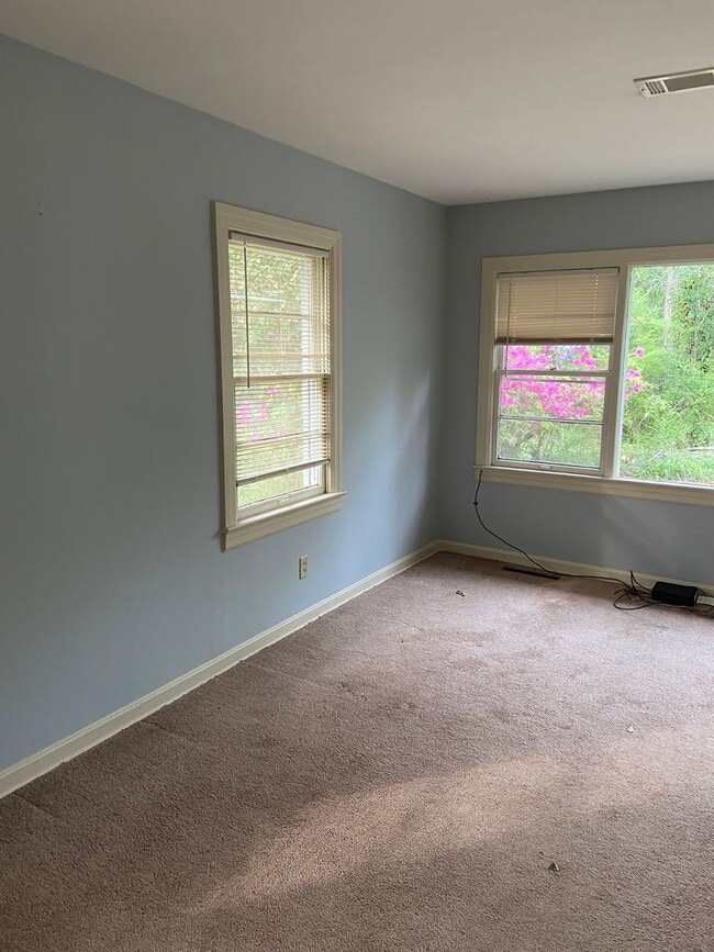 Photo - 1315 Azalea Dr