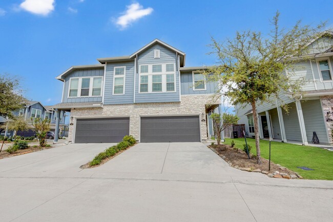 Building Photo - Dream Home in Gated Fulton Station