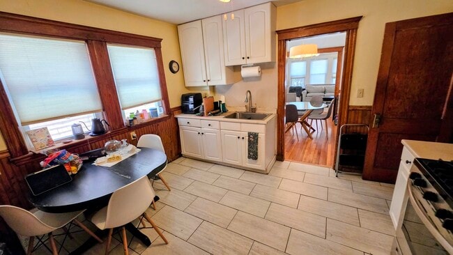 Photo - 23 Priesing St Unidad 1