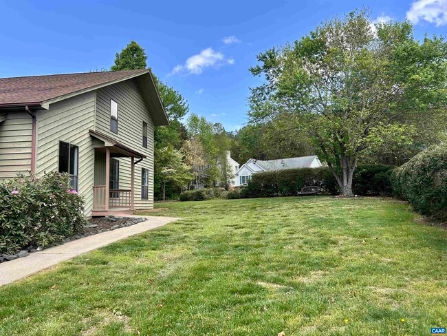 Photo - 1 Old Mill Ct