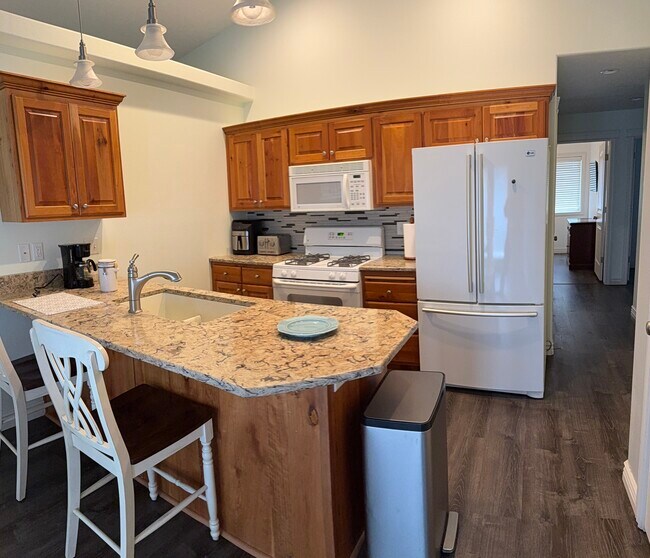 Photo - 3660 Merlin Dr