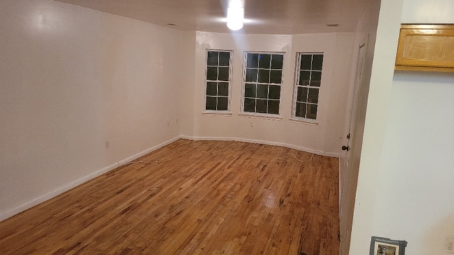 Photo - 323 E Jersey St Unidad 1