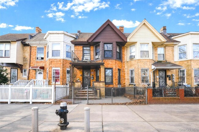 Building Photo - 123-16 Hillside Ave. Unit 1st Fl