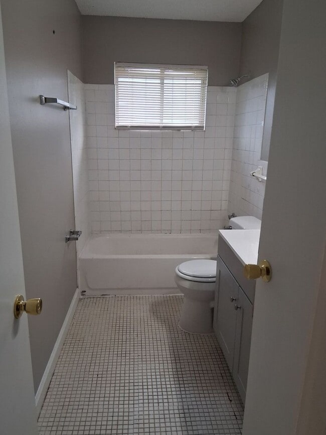 Photo - 3612 Overton Crossing St