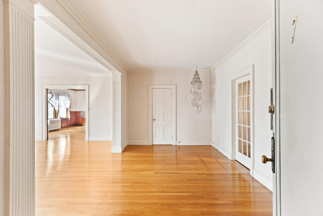 Photo - 1272 Beacon St Condo Unit 8