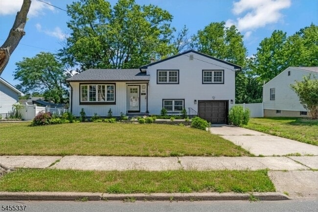 33 Larchmont Rd