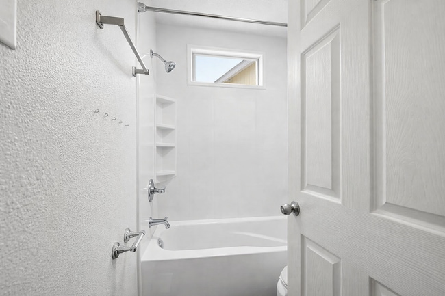 Photo - 1343 Edgemont Ave