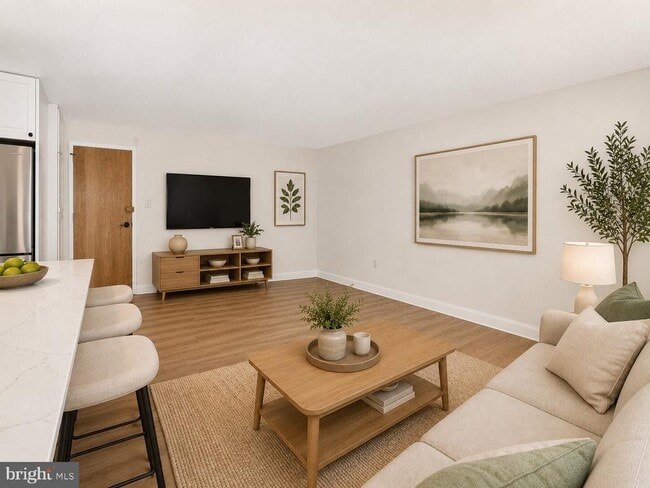 Photo - 4100 W St NW Unit 511