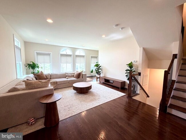 Photo - 20674 Duxbury Terrace