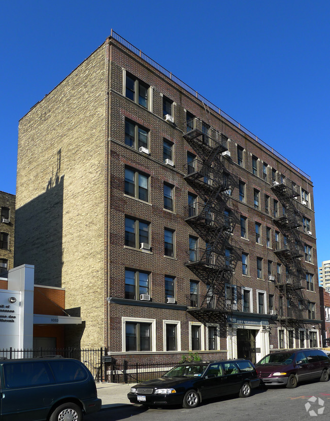 1030 Carroll St - 1030 Carroll St Apartments