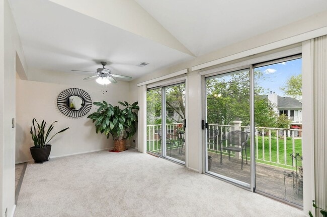 Photo - 2838 Meadow Ln