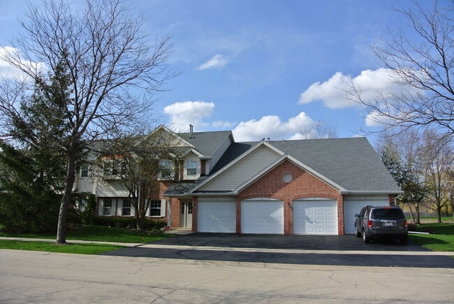 Photo - 2458 Charleston Dr Unit 5