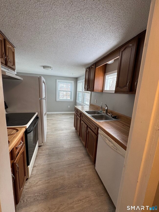 Photo - 26 Portland Rd