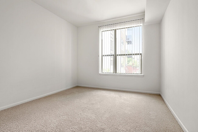 Photo - Legacy North