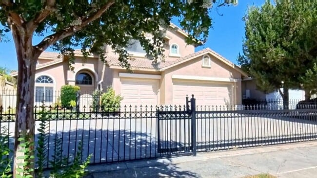 2226 Willowbrook Ln