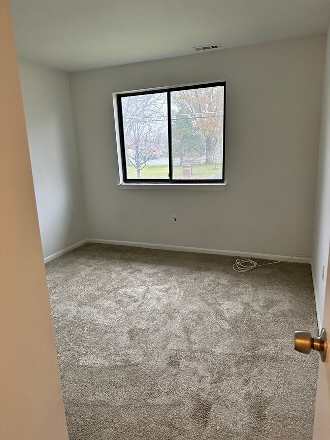 316 White Horse Pike Condo Condo for Rent in West Collingswood, NJ