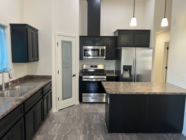 Photo - 3 Bedroom 2 Bath Home with fencing in San ...