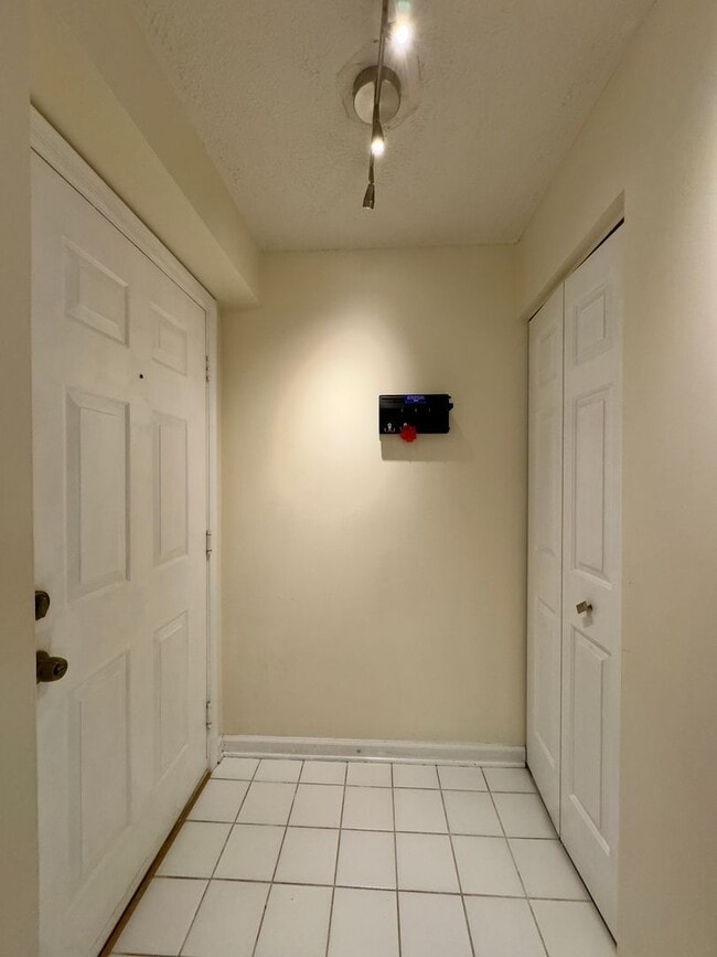 Photo - Charming 2 Bedroom/1 Bathroom Apartment in Nottingham, MD!