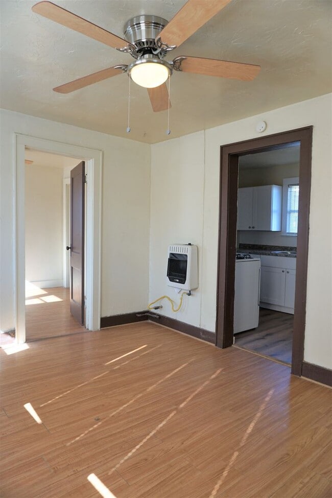 Photo - 523 SW 26 Unit 523 SW 26th St - Garage Up