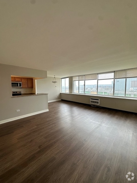 Building Photo - 1626 N Prospect Ave Rental