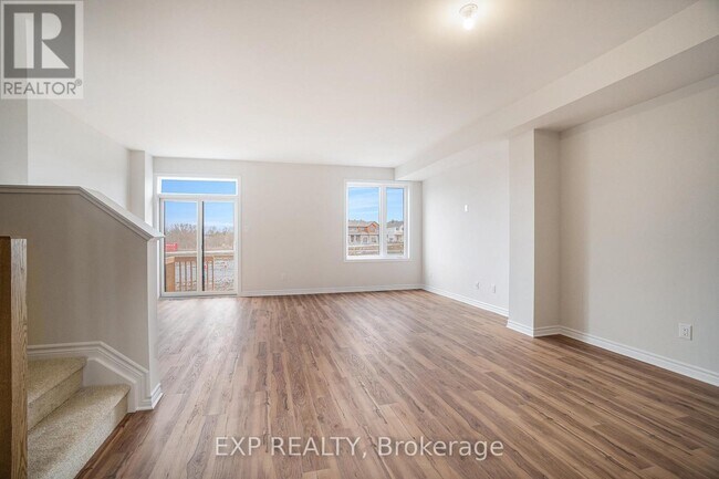 Photo - 74 Richelieu St